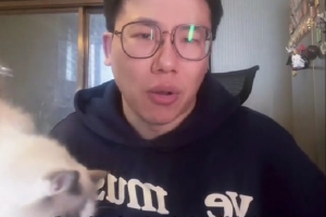 解说:雄鹿本来就缺少组织串联的球员 但勇士19次失误&雄鹿12次 解说:雄鹿本来就缺少组织串联的球员 但勇士19次失误&雄鹿12次