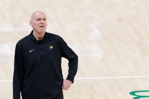 逆转勇士取得首胜！步行者避免追平骑士进总决赛后的开季连败纪录